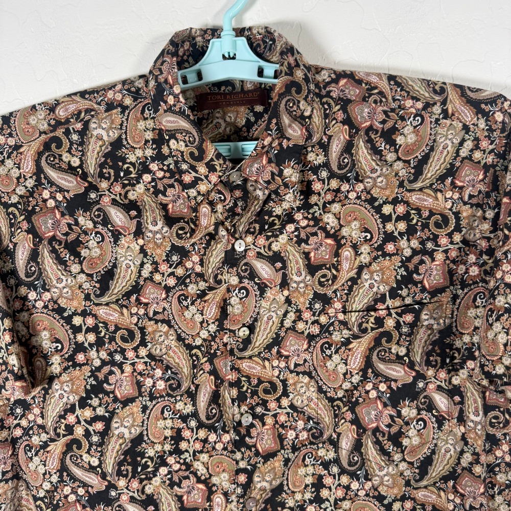Tori Richard Shirt Mens Medium Black Paisley Cotton Lawn Hawaiian Aloha Camp